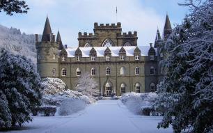 burnblognet_Castle-Winter-Scotland-1200x1920
