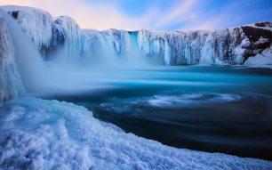 _burnblog_waterfall-godafoss-iceland